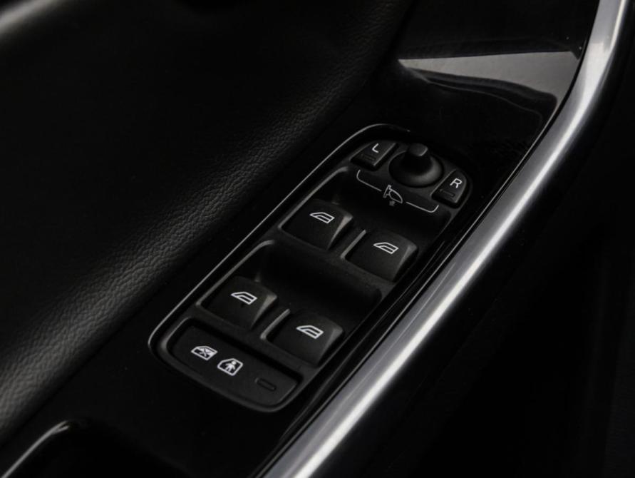 Volvo XC60 I Рестайлинг Санкт-Петербург  - изображение 18