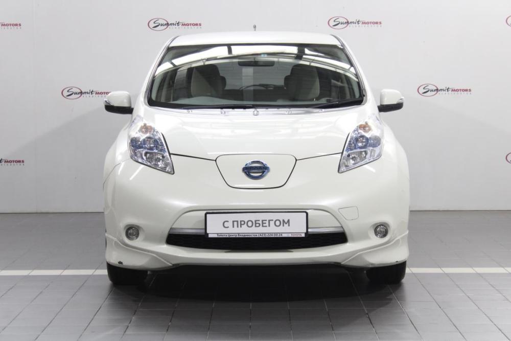 Nissan Leaf I (ZE0/AZE0) Владивосток  - изображение 3