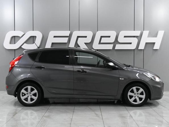 Hyundai Solaris I с пробегом 2012 года, цена 620 000 рублей, 157414 км, хэтчбек, Автокод Объявления