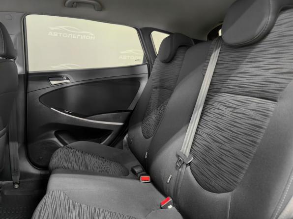 Hyundai Solaris I Рестайлинг с пробегом 2015 года, цена 850 000 рублей, 125312 км, хэтчбек, Автокод Объявления