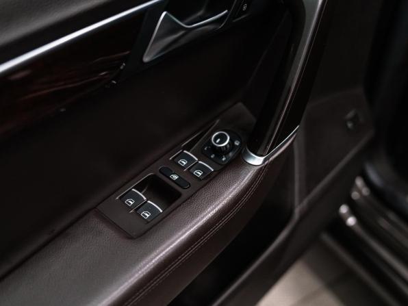 Volkswagen Passat B7 с пробегом 2012 года, цена 1 150 000 рублей, 185675 км, седан, Автокод Объявления