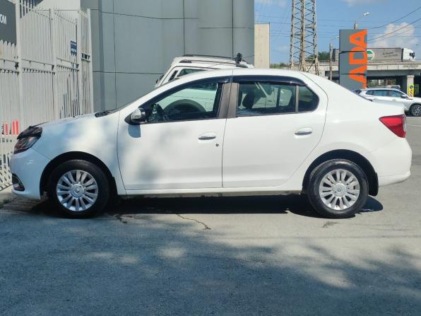 Renault Logan II с пробегом 2015 года, цена 699 000 рублей, 168000 км, седан, Автокод Объявления