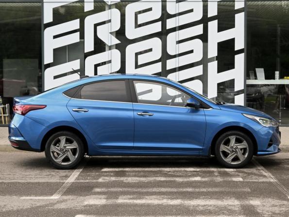 Hyundai Solaris II с пробегом 2020 года, цена 1 649 000 рублей, 78358 км, седан, Автокод Объявления