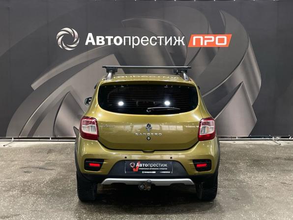 Renault Sandero II с пробегом 2014 года, цена 740 000 рублей, 157245 км, хэтчбек, Автокод Объявления