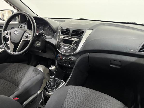 Hyundai Solaris I Рестайлинг с пробегом 2014 года, цена 1 130 000 рублей, 57733 км, седан, Автокод Объявления