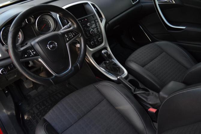 Opel Astra J Рестайлинг с пробегом 2012 года, цена 770 000 рублей, 178526 км, хэтчбек, Автокод Объявления