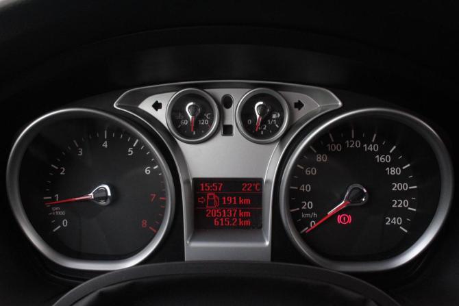 Ford Focus II Рестайлинг с пробегом 2009 года, цена 635 000 рублей, 205122 км, седан, Автокод Объявления