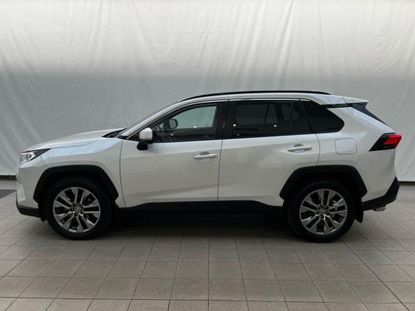 Toyota RAV4 V (XA50) с пробегом 2021 года, цена 4 350 000 рублей, 73045 км, внедорожник, Автокод Объявления
