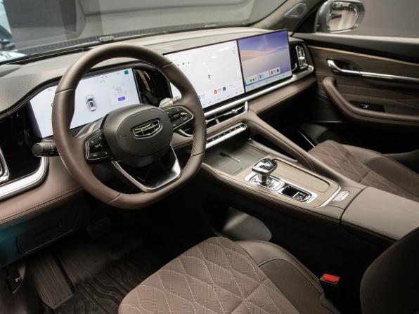 Geely Monjaro I Рестайлинг 2 (China Market) с пробегом 2026 года, цена 4 350 000 рублей, 27 км, внедорожник, Автокод Объявления