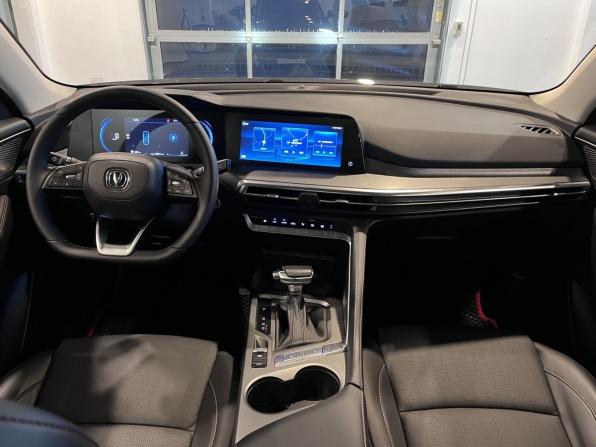 Changan CS35 Plus I Рестайлинг с пробегом 2024 года, цена 2 050 000 рублей, 35310 км, внедорожник, Автокод Объявления