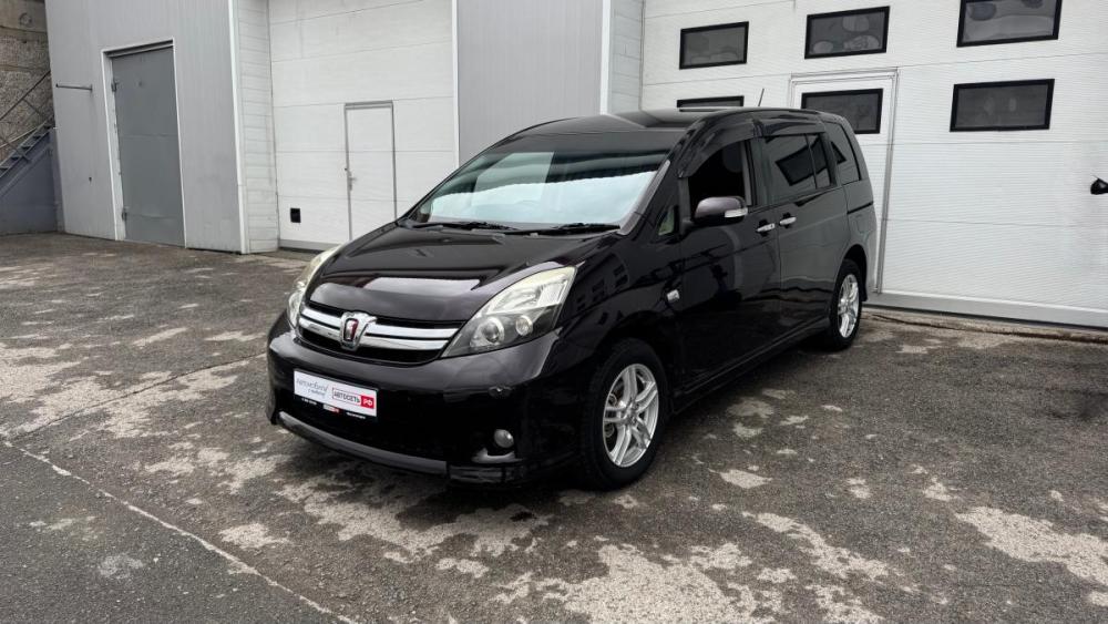 Toyota ISis I Рестайлинг Магнитогорск  - изображение 6