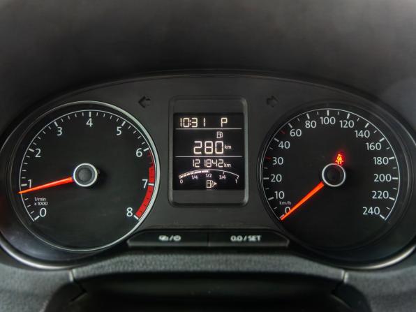 Volkswagen Polo V Рестайлинг с пробегом 2016 года, цена 1 248 000 рублей, 121842 км, седан, Автокод Объявления