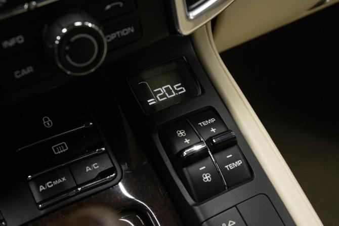Porsche Cayenne II (958) с пробегом 2012 года, цена 2 950 000 рублей, 125440 км, внедорожник, Автокод Объявления