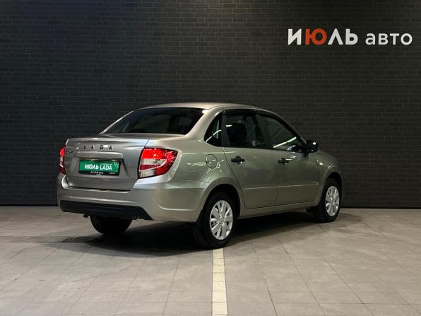 Lada (ВАЗ) Granta I Рестайлинг с пробегом 2021 года, цена 780 000 рублей, 36184 км, седан, Автокод Объявления