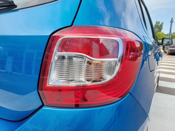 Renault Sandero II Рестайлинг с пробегом 2018 года, цена 1 220 000 рублей, 62418 км, хэтчбек, Автокод Объявления