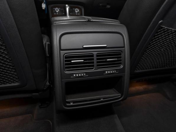 Volkswagen Touareg II Рестайлинг с пробегом 2015 года, цена 2 900 000 рублей, 154233 км, внедорожник, Автокод Объявления