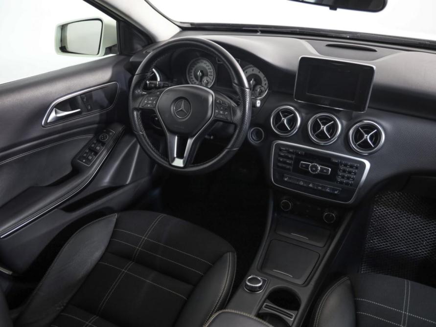Mercedes-Benz A-Класс III (W176) Санкт-Петербург  - изображение 9