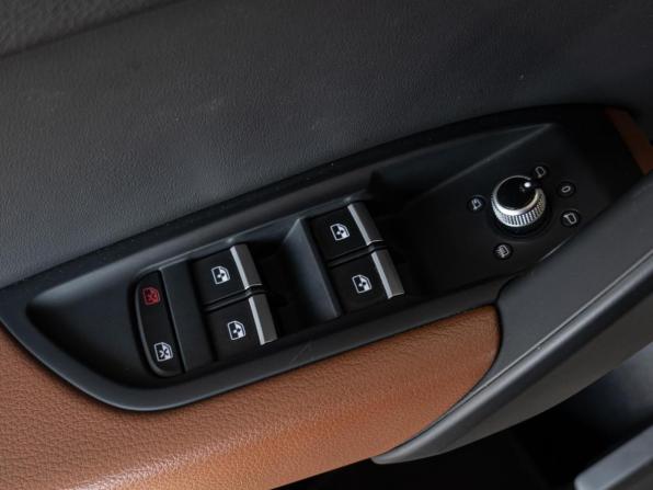 Audi Q5 II (FY) Рестайлинг с пробегом 2021 года, цена 4 620 000 рублей, 146996 км, внедорожник, Автокод Объявления