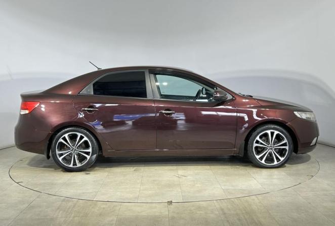 Kia Cerato II с пробегом 2010 года, цена 649 000 рублей, 297357 км, седан, Автокод Объявления