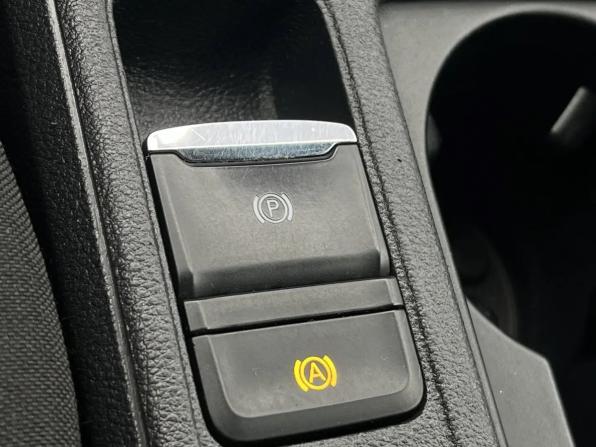 Skoda Octavia IV (A8) с пробегом 2021 года, цена 1 835 000 рублей, 128889 км, лифтбек, Автокод Объявления