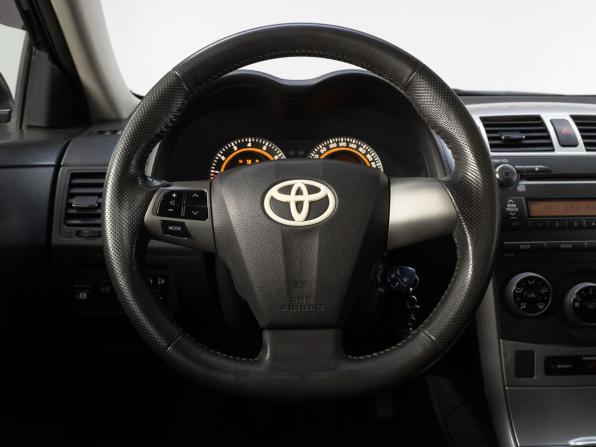 Toyota Corolla X (E140 E150) Рестайлинг с пробегом 2011 года, цена 950 000 рублей, 228061 км, седан, Автокод Объявления