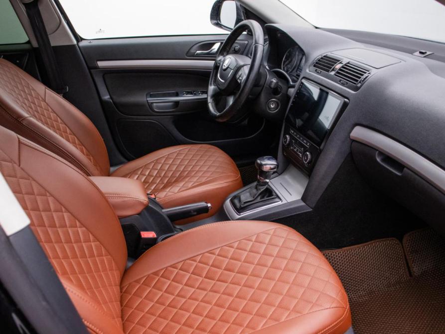 Skoda Octavia II (A5) Рестайлинг Москва  - изображение 9