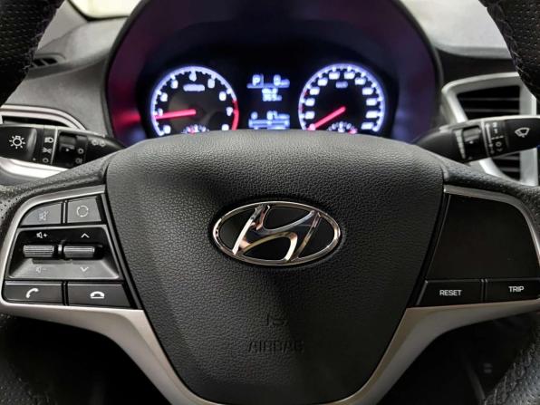 Hyundai Solaris II Рестайлинг с пробегом 2020 года, цена 1 350 000 рублей, 114869 км, седан, Автокод Объявления