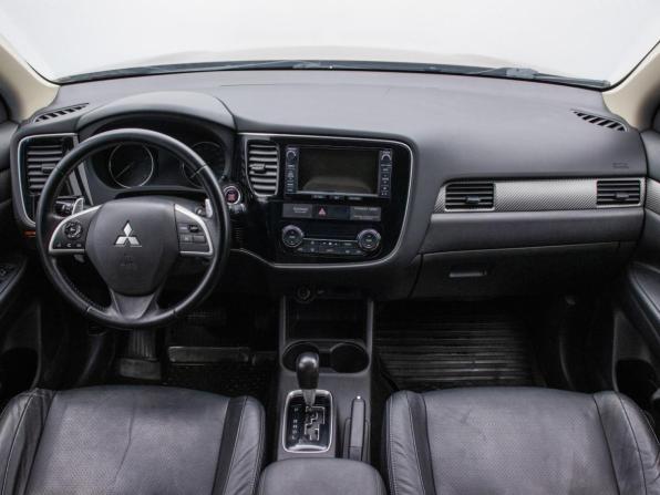Mitsubishi Outlander III с пробегом 2012 года, цена 1 080 000 рублей, 280010 км, внедорожник, Автокод Объявления