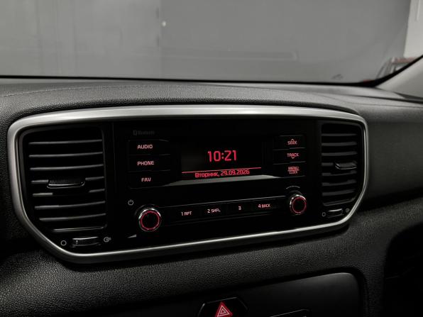 Kia Sportage IV Рестайлинг с пробегом 2019 года, цена 2 040 000 рублей, 108417 км, внедорожник, Автокод Объявления