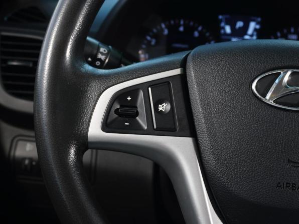 Hyundai Solaris I с пробегом 2013 года, цена 748 000 рублей, 140970 км, хэтчбек, Автокод Объявления