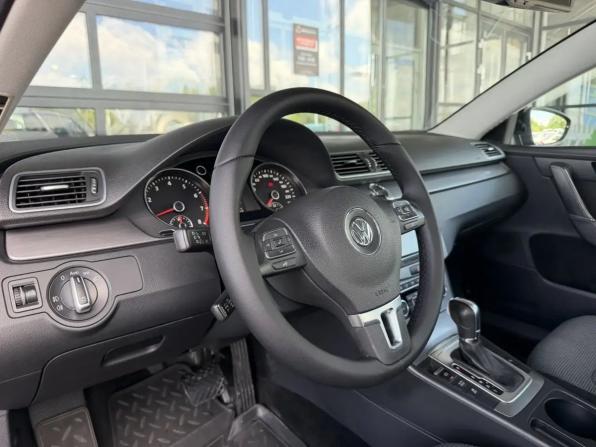 Volkswagen Passat B7 с пробегом 2011 года, цена 989 000 рублей, 155189 км, седан, Автокод Объявления