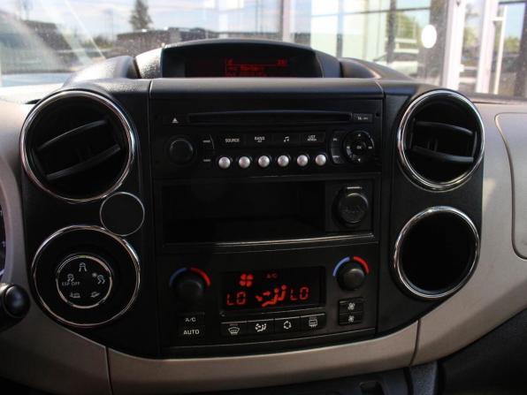 Peugeot Partner II Рестайлинг с пробегом 2012 года, цена 543 000 рублей, 265919 км, компактвэн, Автокод Объявления