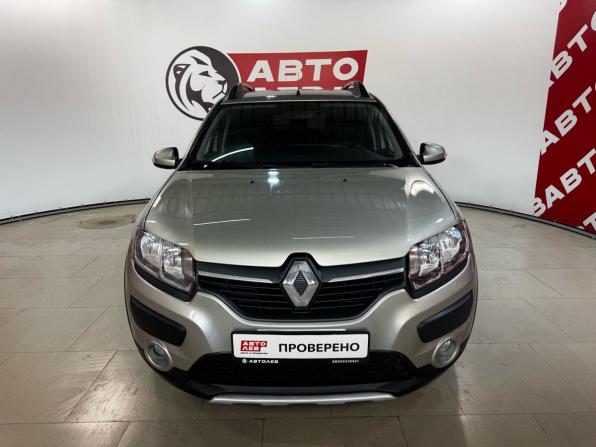 Renault Sandero II с пробегом 2018 года, цена 930 000 рублей, 121316 км, хэтчбек, Автокод Объявления