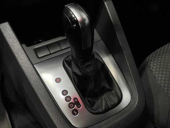 Volkswagen Jetta VI с пробегом 2013 года, цена 1 230 000 рублей, 153846 км, седан, Автокод Объявления