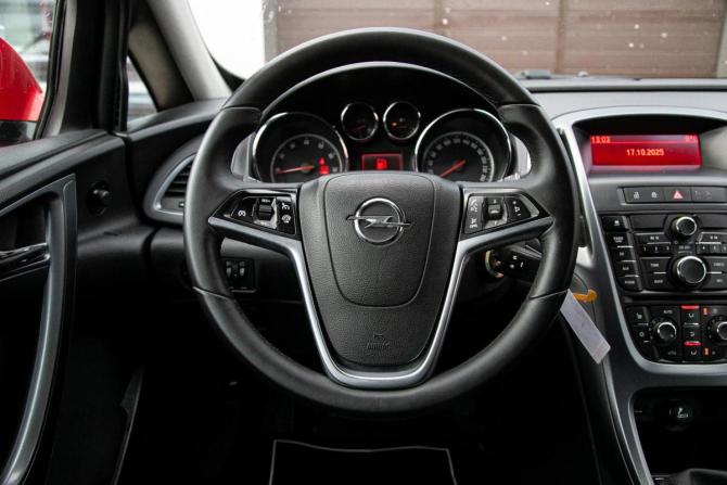 Opel Astra H Рестайлинг с пробегом 2012 года, цена 725 000 рублей, 170000 км, хэтчбек, Автокод Объявления