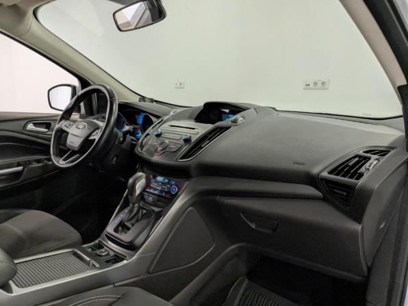 Ford Kuga II Рестайлинг с пробегом 2017 года, цена 1 490 000 рублей, 172633 км, внедорожник, Автокод Объявления