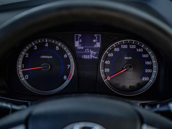 Hyundai Solaris I Рестайлинг с пробегом 2016 года, цена 692 500 рублей, 132000 км, седан, Автокод Объявления