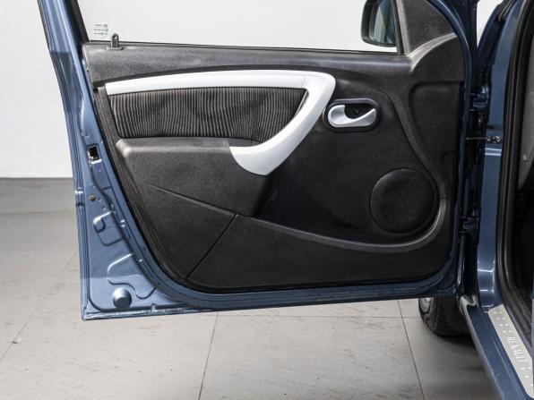 Renault Logan I Рестайлинг с пробегом 2011 года, цена 400 000 рублей, 186978 км, седан, Автокод Объявления