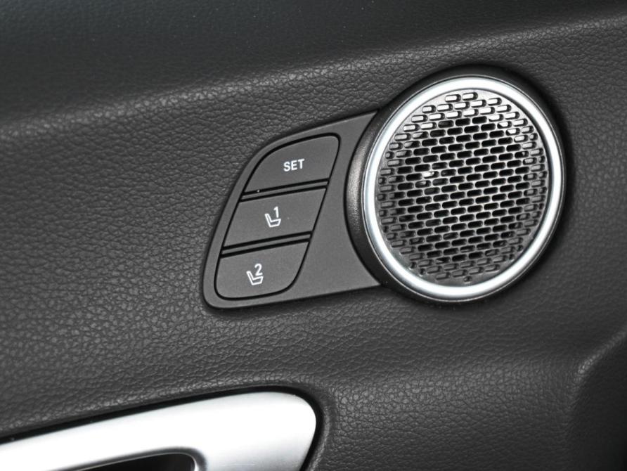 Hyundai Sonata VIII (DN8) Рестайлинг Ростов-на-Дону  - изображение 19