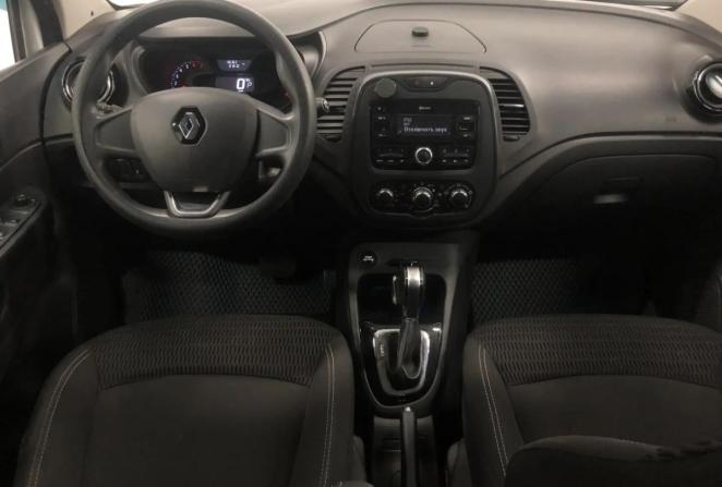 Renault Kaptur I с пробегом 2018 года, цена 1 320 000 рублей, 136364 км, внедорожник, Автокод Объявления