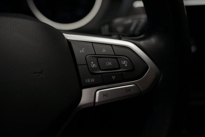 Volkswagen Tiguan II Рестайлинг с пробегом 2021 года, цена 3 294 000 рублей, 65000 км, внедорожник, Автокод Объявления