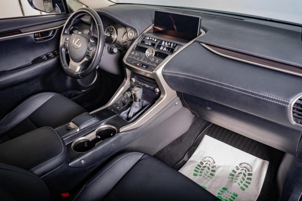 Lexus NX I Рестайлинг Томск  - изображение 16