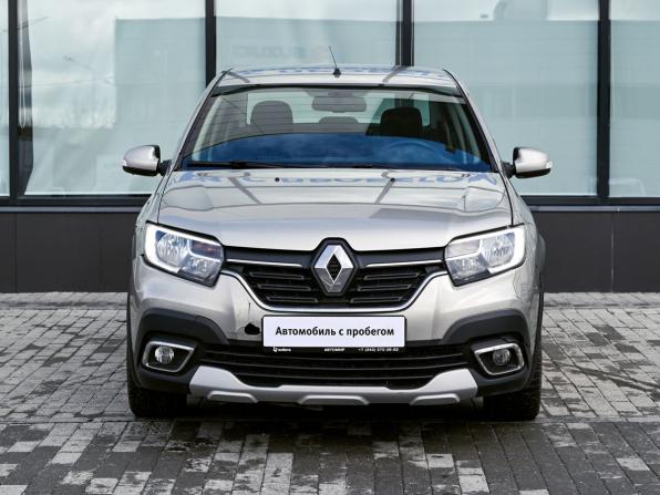 Renault Logan II Рестайлинг с пробегом 2019 года, цена 1 020 000 рублей, 93208 км, седан, Автокод Объявления