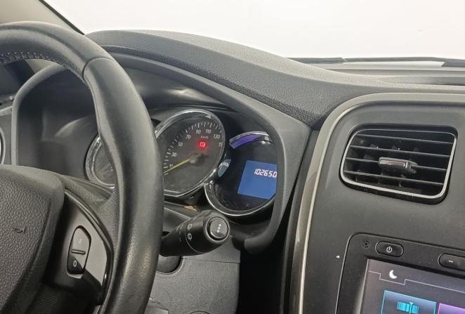 Renault Sandero II с пробегом 2014 года, цена 675 000 рублей, 102612 км, хэтчбек, Автокод Объявления