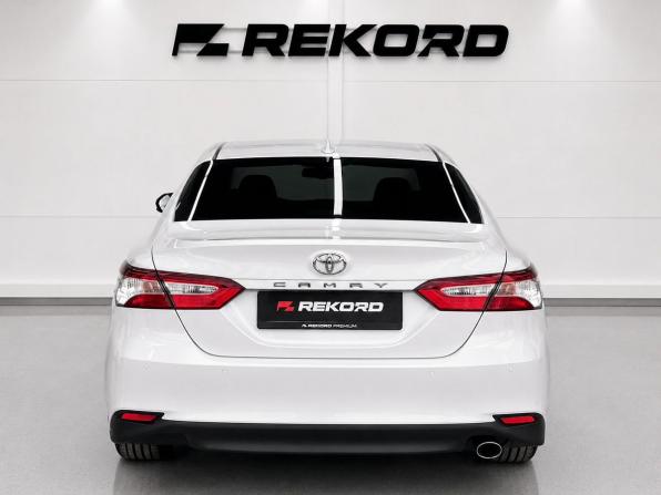 Toyota Camry VIII (XV70) с пробегом 2019 года, цена 2 750 000 рублей, 89509 км, седан, Автокод Объявления