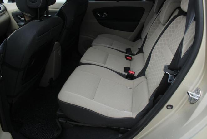 Renault Scenic III с пробегом 2009 года, цена 850 000 рублей, 223512 км, компактвэн, Автокод Объявления