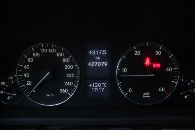 Mercedes-Benz C-Класс II (W203) Рестайлинг с пробегом 2006 года, цена 990 000 рублей, 427066 км, седан, Автокод Объявления