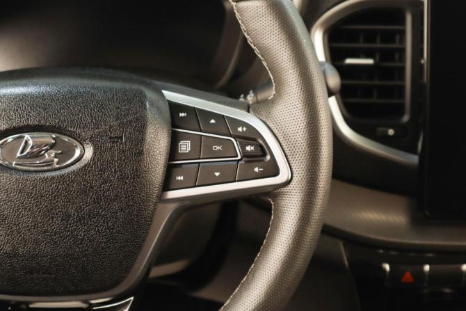 Lada (ВАЗ) Vesta I Рестайлинг (NG) с пробегом 2024 года, цена 1 399 000 рублей, 32000 км, универсал, Автокод Объявления