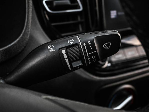 Hyundai Solaris II Рестайлинг с пробегом 2021 года, цена 1 629 000 рублей, 107084 км, седан, Автокод Объявления