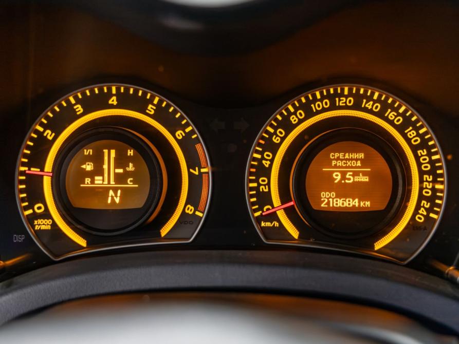 Toyota Auris I Волгоград  - изображение 9